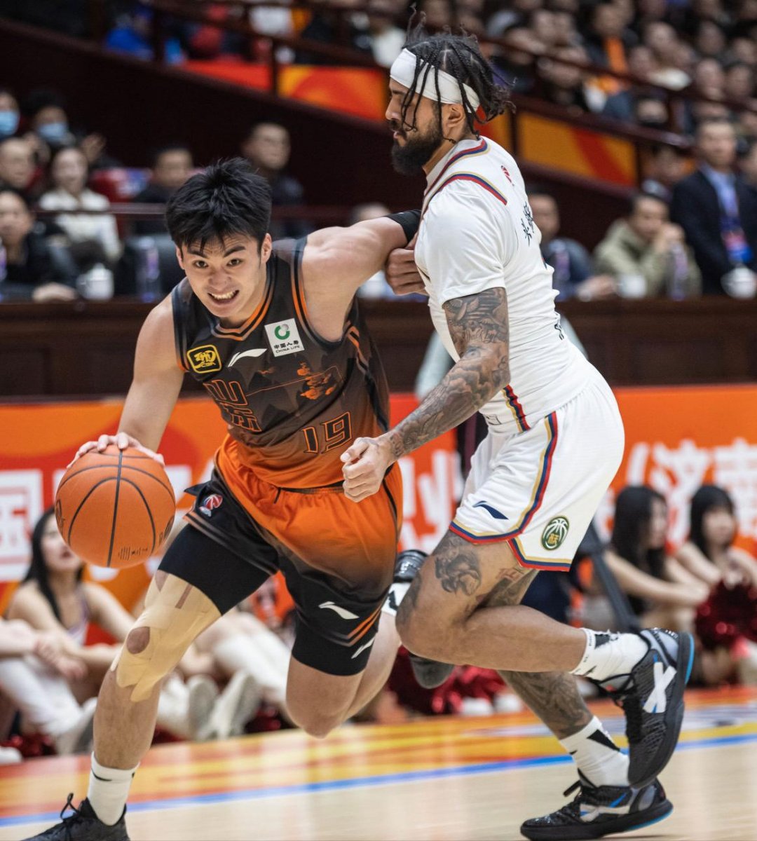 IM体育-浙江男篮大胜福建队，重焕信心