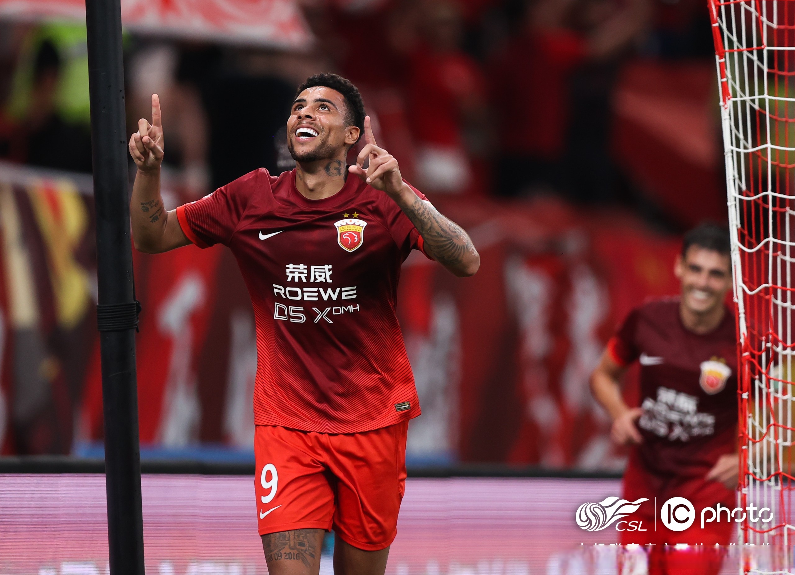 IM体育世界杯2026-圣埃蒂安球队士气高昂，迎战新挑战