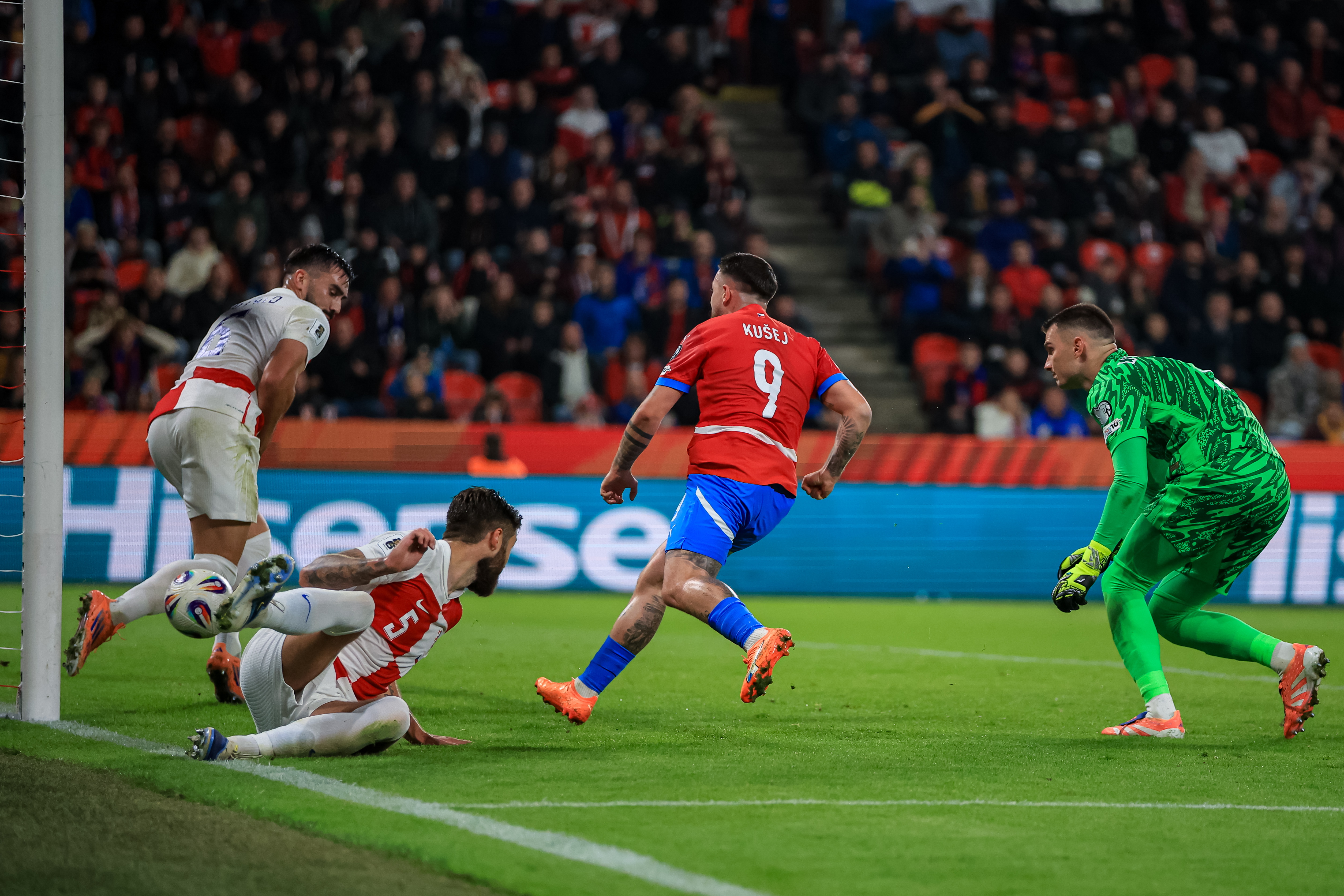 IM体育动画直播通道-捷克队逆袭英格兰进入下一轮