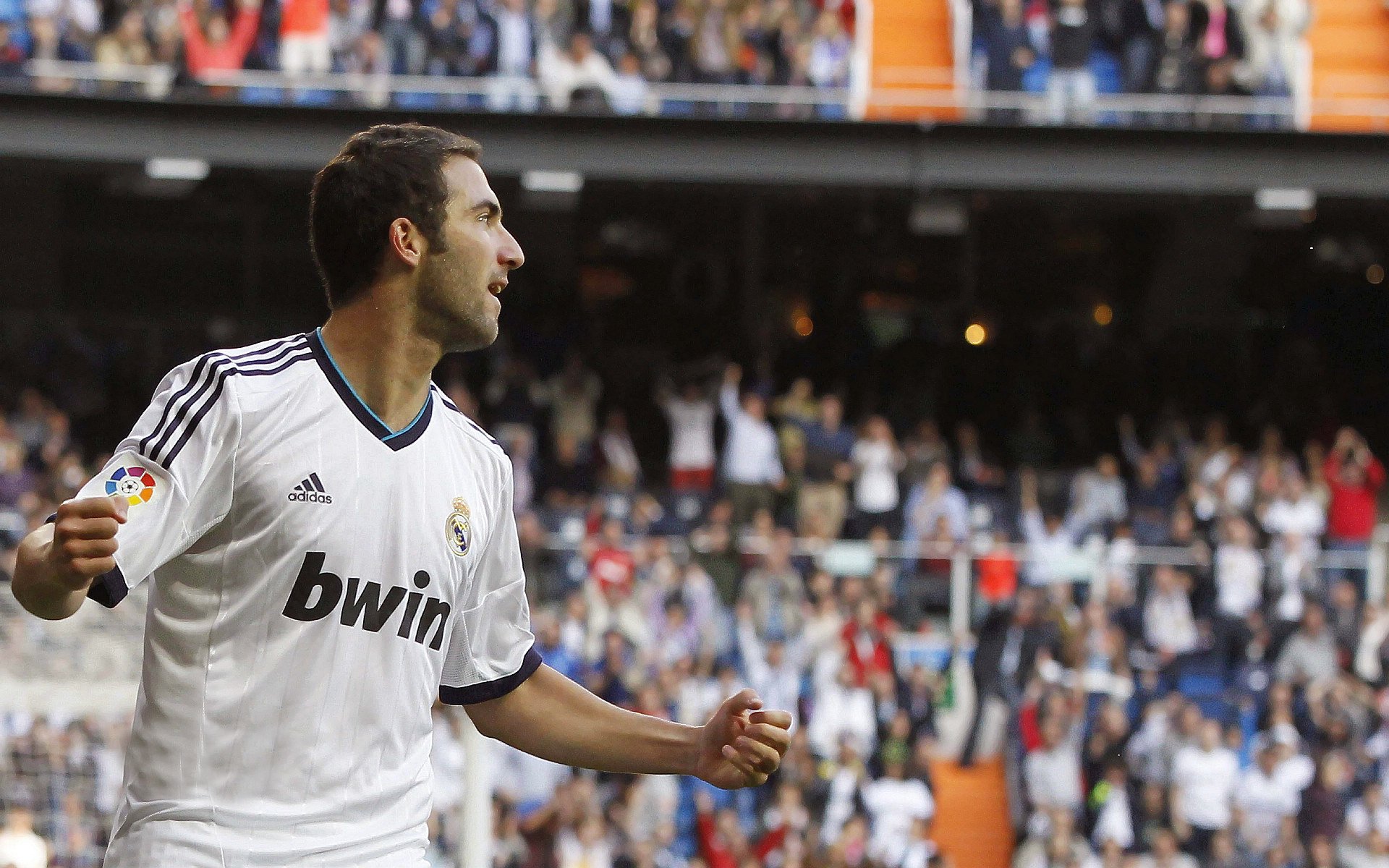 小贾伦发挥堪称完美，公牛冲垮黄蜂，一场攻防艺术的胜利